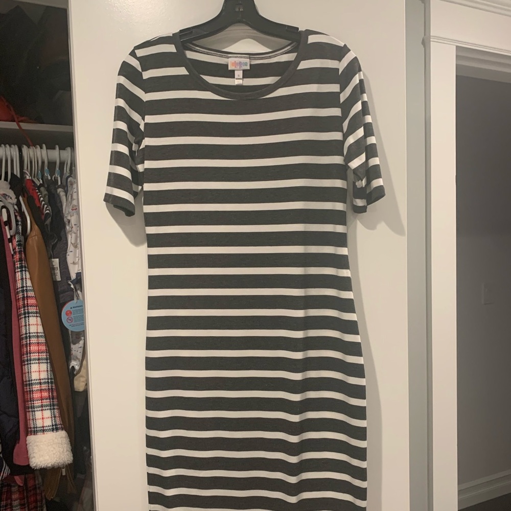 NEW lualaroe Julia SOFT midi dress size small
